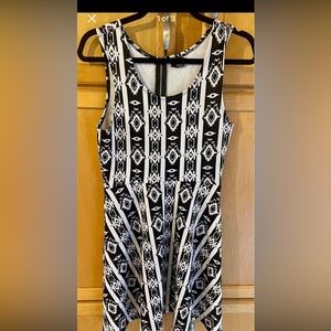 Rue21 Black/White Aztec Print Dress Size M